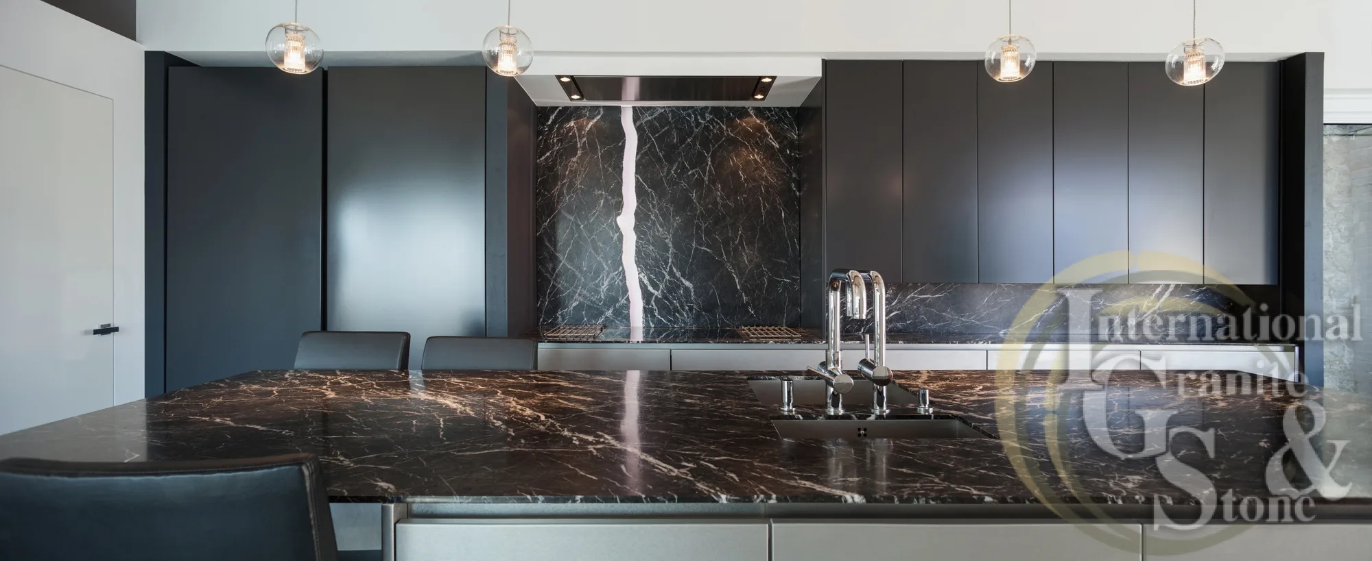 The Consumer Guide: The Pros and Cons of Marble Countertops