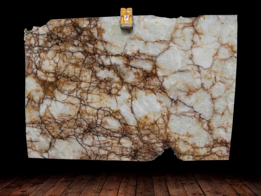Lumix Skyfall Quartzite