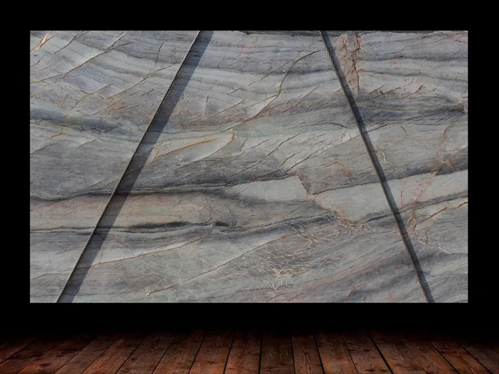IRIS QUARTZITE