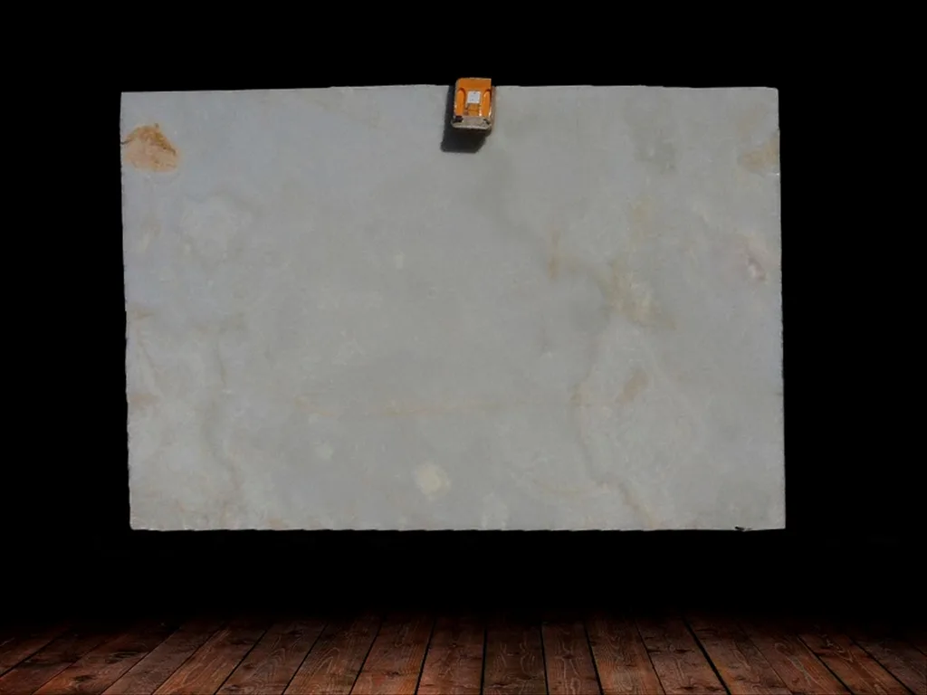 White Onyx Super