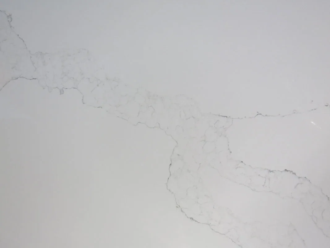 17817_102919-calacatta-venetino-extra-quartz-1