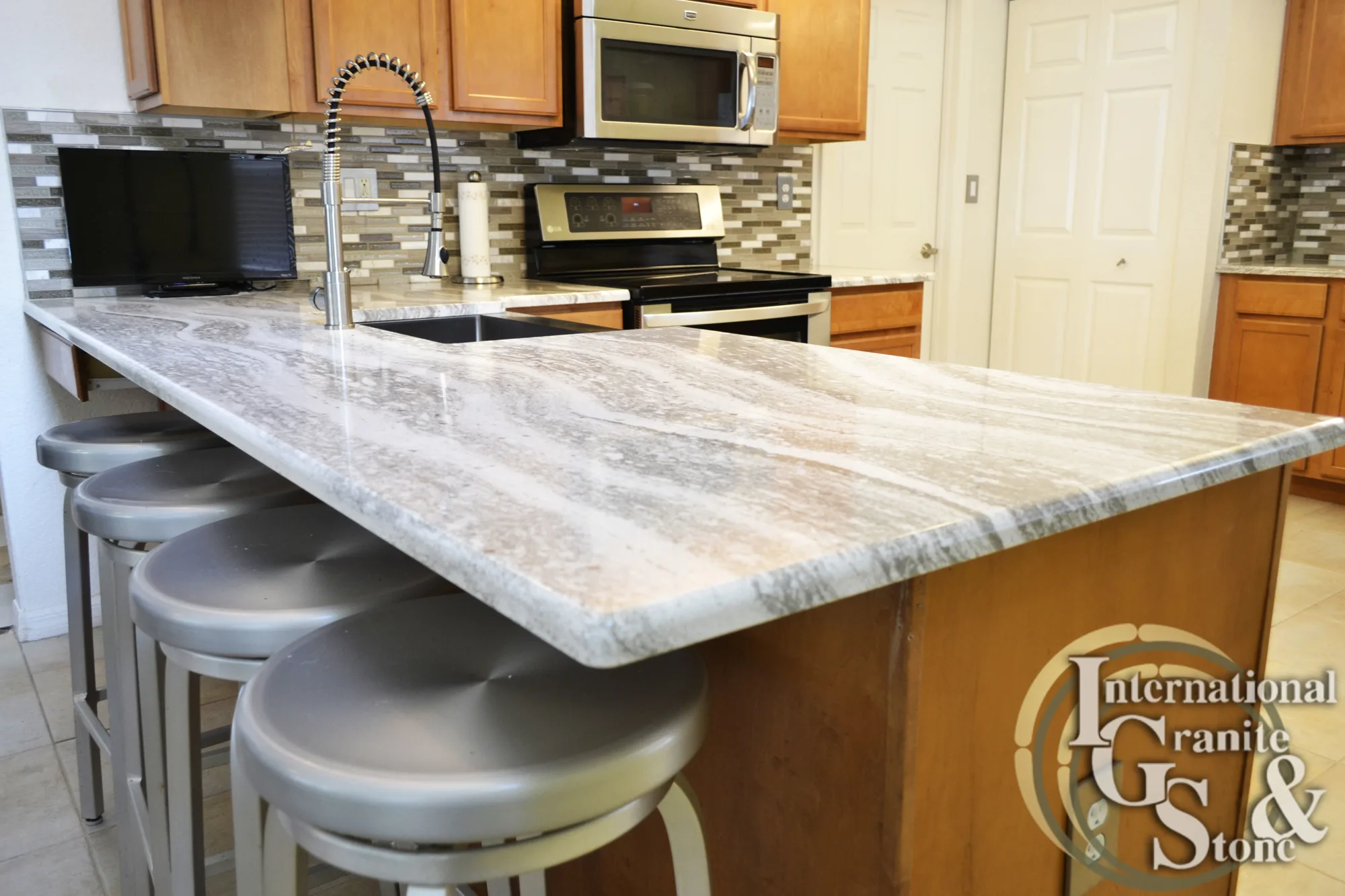 Cambria Quartz Countertops Largo 1 Oakmoor Cambria Quartz Countertops Kitchen Installation Largo