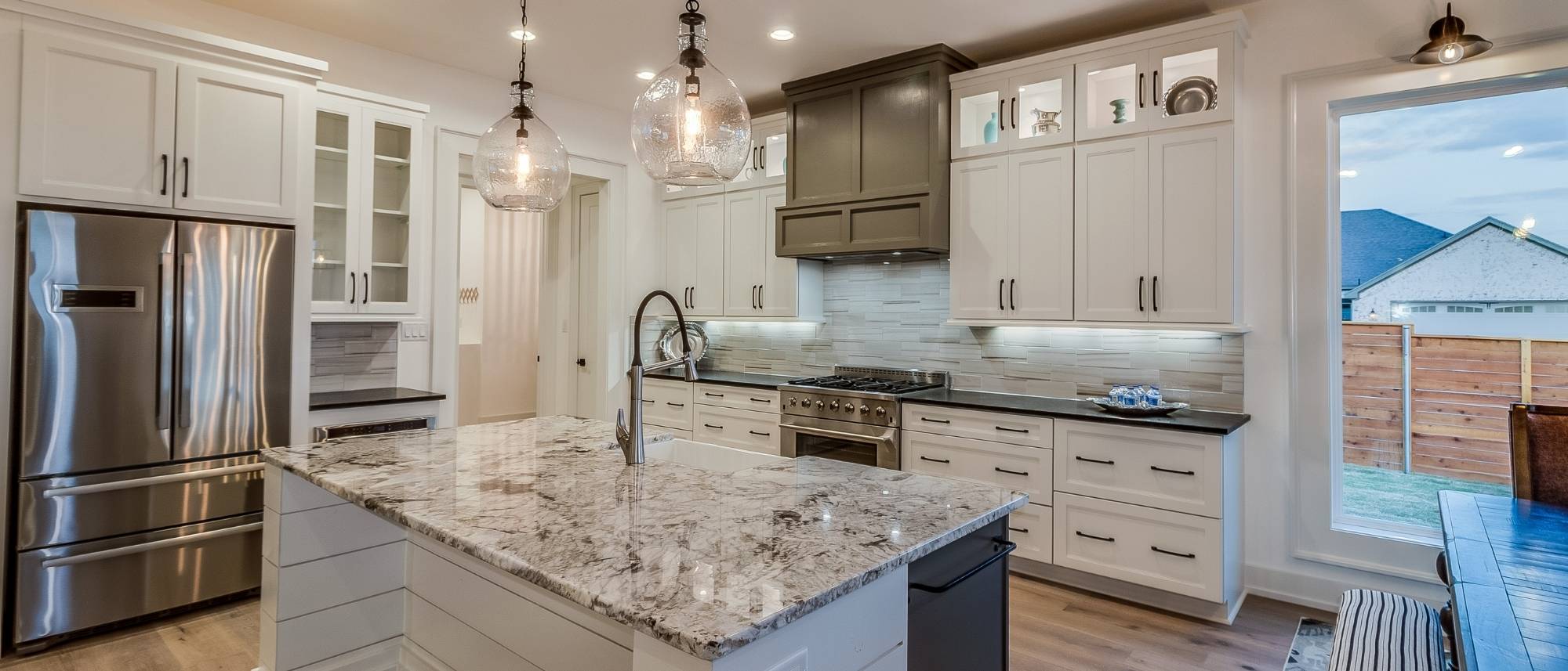 The Pros And Cons Of Granite Countertops, Pros And Cons Of Granite Countertops In Bathrooms