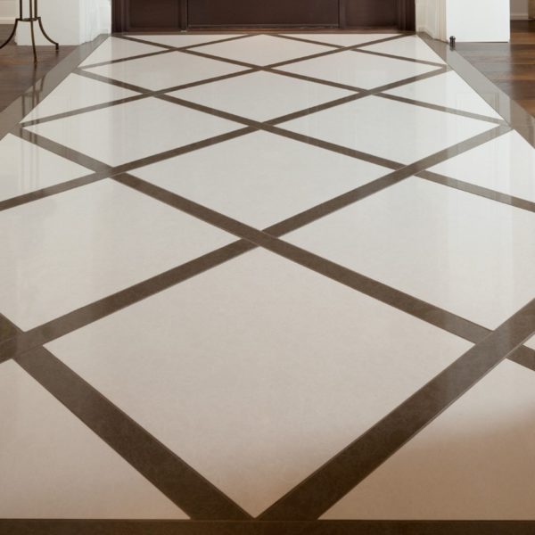 Newport/Collybrooke Cambria Quartz Floor