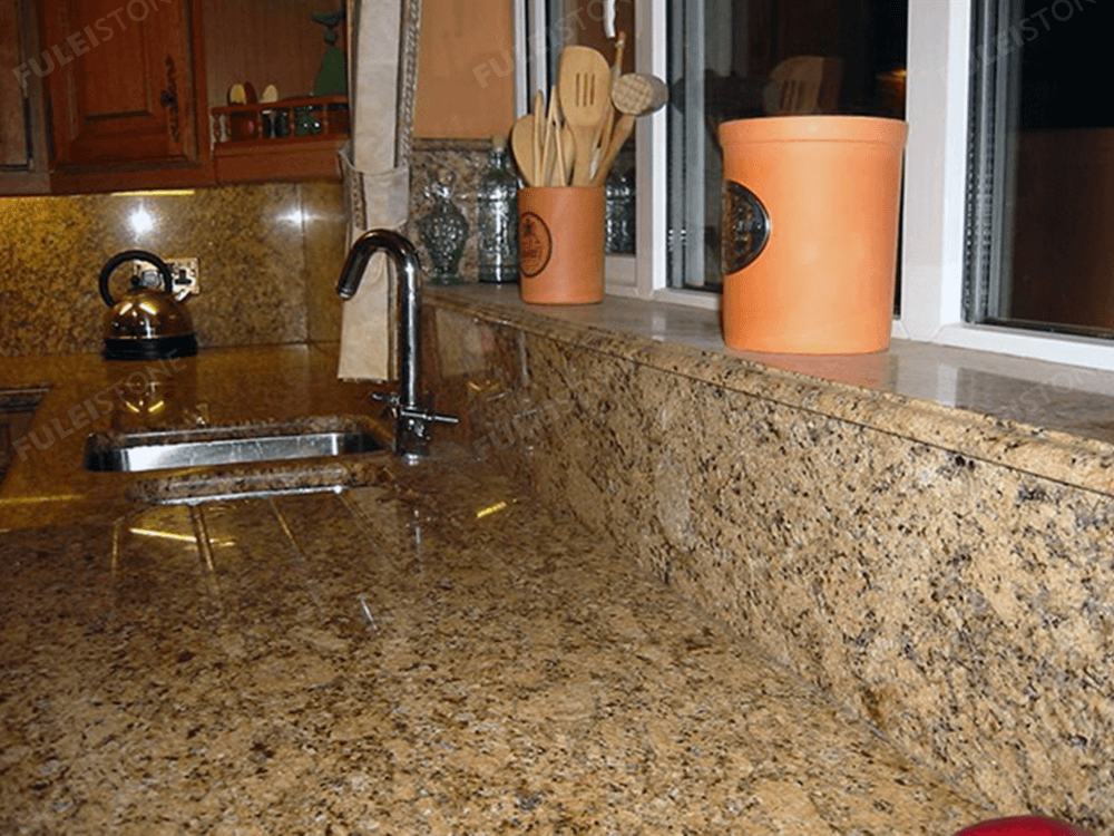 Giallo Veneziano Granite Kitchen1